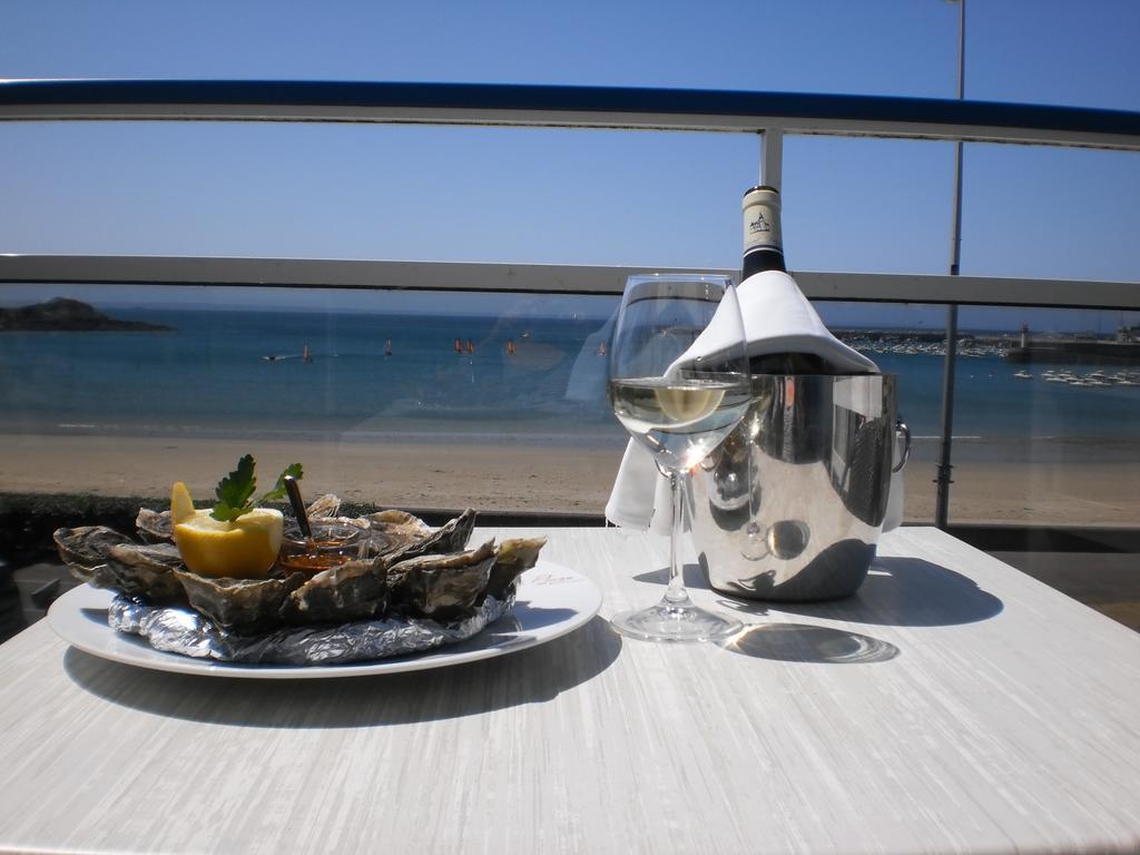 Hotel De La Plage Erquy Zimmer foto